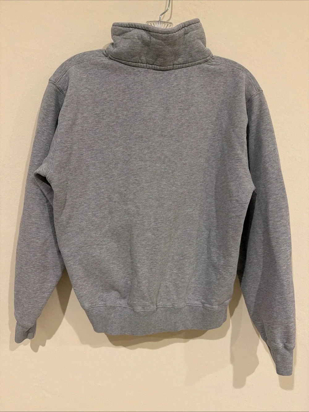 Brandy Melville Quarter Zip, Pullover Sweatshirt - Gray